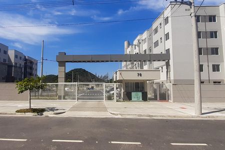 Apartamento à venda com 43m², 2 quartos e 1 vaga Apartamento à venda com 43m², 2 quartos e 1 vagaFachada