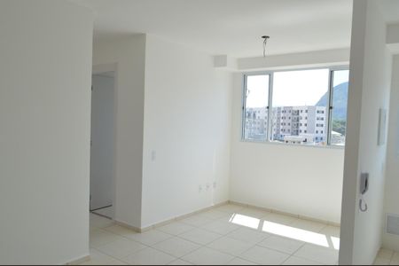 Apartamento à venda com 43m², 2 quartos e 1 vaga Apartamento à venda com 43m², 2 quartos e 1 vagaSala