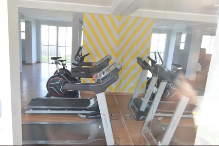 Apartamento à venda com 43m², 2 quartos e 1 vaga Apartamento à venda com 43m², 2 quartos e 1 vagaÁrea comum - Academia