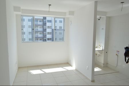 Apartamento à venda com 43m², 2 quartos e 1 vaga Apartamento à venda com 43m², 2 quartos e 1 vagaSala