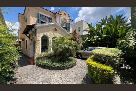 Casa à venda com 290m², 4 quartos e 3 vagasGaragem