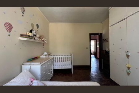 Casa à venda com 290m², 4 quartos e 3 vagasQuarto 3