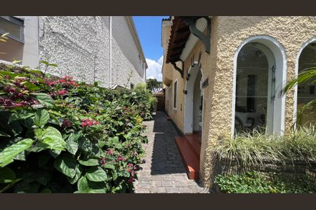 Casa à venda com 290m², 4 quartos e 3 vagasGaragem