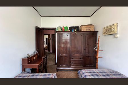 Casa à venda com 290m², 4 quartos e 3 vagasQuarto 1