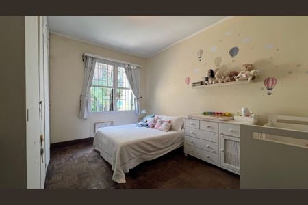 Casa à venda com 290m², 4 quartos e 3 vagasQuarto 3