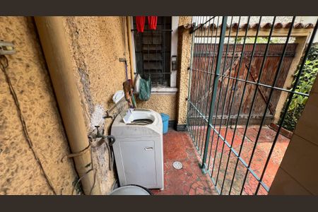 Casa à venda com 290m², 4 quartos e 3 vagasLavanderia