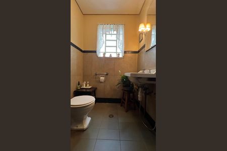 Casa à venda com 290m², 4 quartos e 3 vagasLavabo da sala