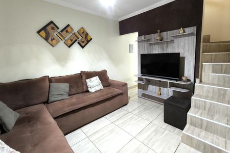 Casa à venda com 99m², 2 quartos e 2 vagasSala