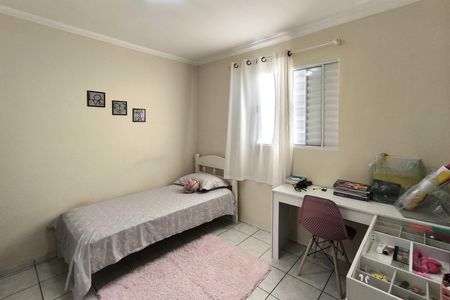 Casa à venda com 99m², 2 quartos e 2 vagasQuarto 2
