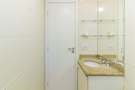 Apartamento à venda com 133m², 3 quartos e 2 vagasBanheiro da suite 3