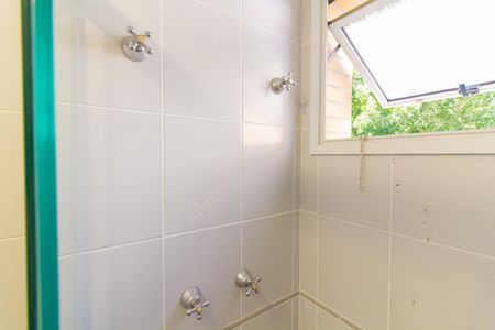 Apartamento à venda com 133m², 3 quartos e 2 vagasBanheiro da suite 1