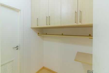 Apartamento à venda com 133m², 3 quartos e 2 vagasQuarto de Serviço
