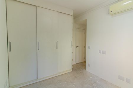 Apartamento à venda com 133m², 3 quartos e 2 vagasSuite 1