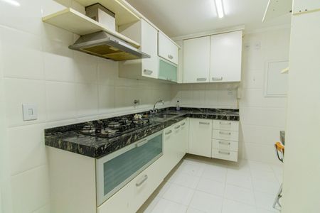 Apartamento à venda com 133m², 3 quartos e 2 vagasCozinha