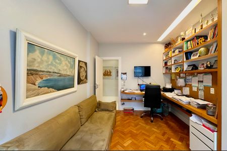 Apartamento à venda com 136m², 3 quartos e sem vaga Apartamento à venda com 136m², 3 quartos e sem vagaQuarto 2 - Suite