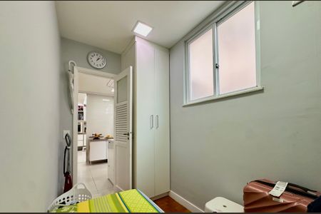 Apartamento à venda com 136m², 3 quartos e sem vaga Apartamento à venda com 136m², 3 quartos e sem vagaQuarto de Serviço