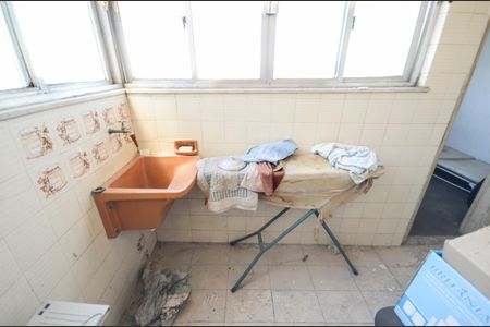 Apartamento para alugar com 74m², 2 quartos e sem vaga Apartamento para alugar com 74m², 2 quartos e sem vagaÁrea de Serviço