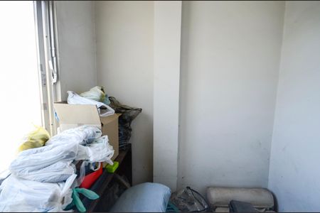 Apartamento para alugar com 74m², 2 quartos e sem vaga Apartamento para alugar com 74m², 2 quartos e sem vagaQuarto de Serviço