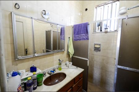 Apartamento para alugar com 74m², 2 quartos e sem vaga Apartamento para alugar com 74m², 2 quartos e sem vagaBanheiro