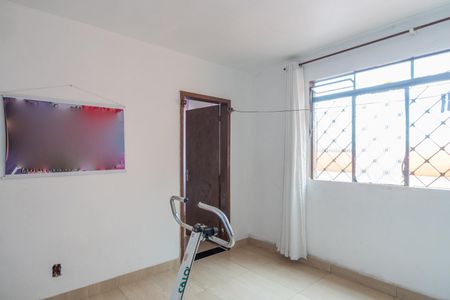Casa à venda com 300m², 3 quartos e 6 vagasCorredor