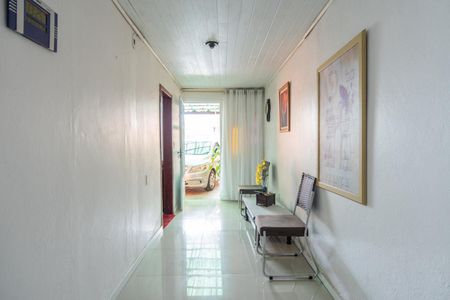 Casa à venda com 300m², 3 quartos e 6 vagasSala