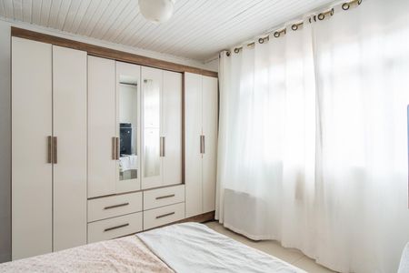 Casa à venda com 300m², 3 quartos e 6 vagasQuarto 2