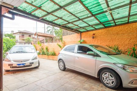 Casa à venda com 300m², 3 quartos e 6 vagasQuintal