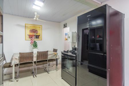 Casa à venda com 300m², 3 quartos e 6 vagasCozinha