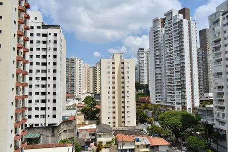 Apartamento para alugar com 62m², 2 quartos e 1 vagaSacada