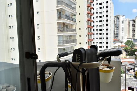Apartamento para alugar com 62m², 2 quartos e 1 vagaSacada