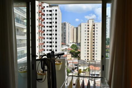 Apartamento para alugar com 62m², 2 quartos e 1 vagaSacada