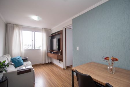 Apartamento para alugar com 62m², 3 quartos e 1 vaga Apartamento para alugar com 62m², 3 quartos e 1 vagaSala