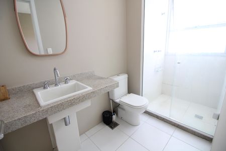 Apartamento para alugar com 85m², 2 quartos e 1 vagaSuíte 1 - Banheiro