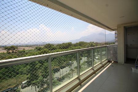 Apartamento para alugar com 85m², 2 quartos e 1 vagaVaranda