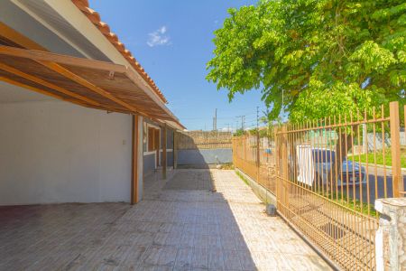 Casa à venda com 150m², 1 quarto e 3 vagas Casa à venda com 150m², 1 quarto e 3 vagasÁrea externa