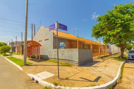 Casa à venda com 150m², 1 quarto e 3 vagas Casa à venda com 150m², 1 quarto e 3 vagasPlaquinha instalada