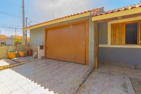 Casa à venda com 150m², 1 quarto e 3 vagas Casa à venda com 150m², 1 quarto e 3 vagasGaragem