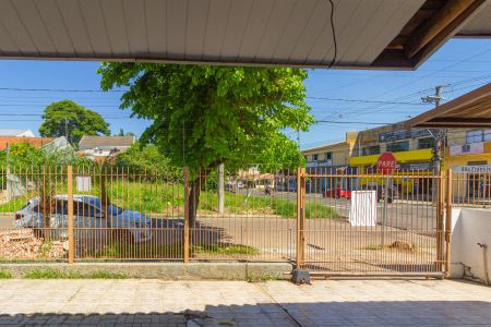 Casa à venda com 150m², 1 quarto e 3 vagas Casa à venda com 150m², 1 quarto e 3 vagasvista do Quarto