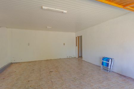 Casa à venda com 150m², 1 quarto e 3 vagas Casa à venda com 150m², 1 quarto e 3 vagasGaragem