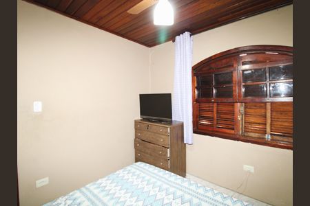 Casa à venda com 300m², 5 quartos e 2 vagasCasa 2 - Quarto 1