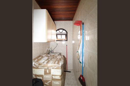 Casa à venda com 300m², 5 quartos e 2 vagasCasa 2 - Área de Serviço