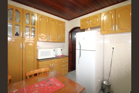Casa à venda com 300m², 5 quartos e 2 vagasCasa 2 - Cozinha