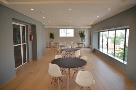 Apartamento para alugar com 50m², 2 quartos e 1 vagaÁrea comum - Salão de festas