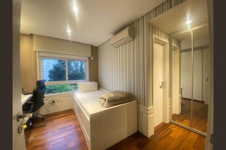 Apartamento à venda com 4 quartos, 274m² em Santa Teresinha, São Paulo