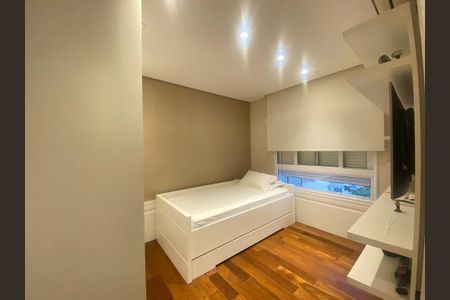 Apartamento à venda com 4 quartos, 274m² em Santa Teresinha, São Paulo