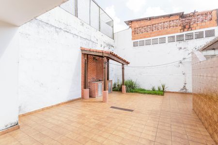 Casa à venda com 405m², 4 quartos e 7 vagasQuintal