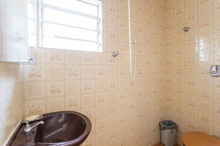 Casa à venda com 405m², 4 quartos e 7 vagasBanheiro de serviço