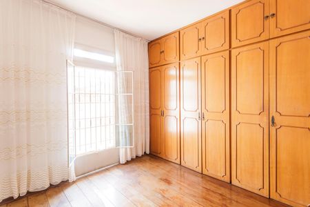 Casa à venda com 405m², 4 quartos e 7 vagasQuarto 4