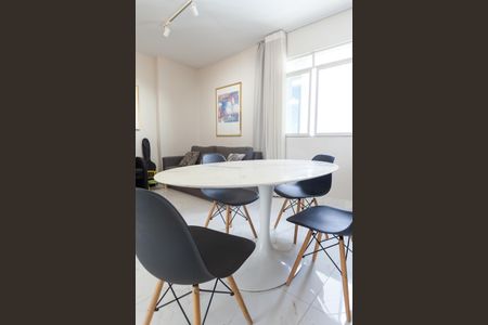 Apartamento para alugar com 69m², 2 quartos e 1 vagaSala de Jantar