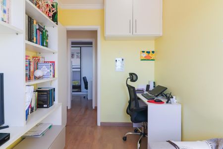 Apartamento à venda com 82m², 3 quartos e 2 vagasQuarto 3